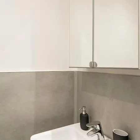 Apartment Traumhafte Im Zoo Viertel Zentral U.modern Dusseldorf